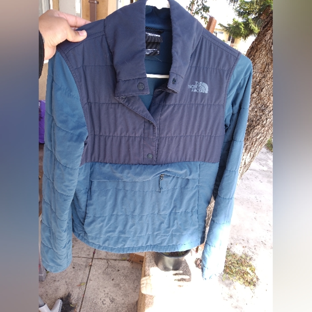 The North Face Blue and Navy Pullover Jacket